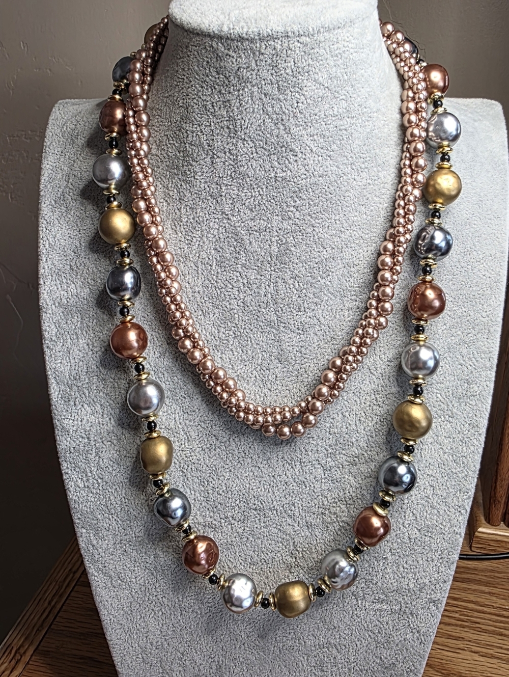 Elegant 2 Faux Pearl Necklaces Rose Gold, Blue, Gold & Silver